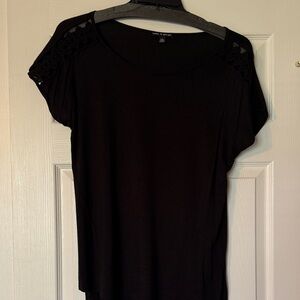 Cable & Gauge Black Lace Accent Tee